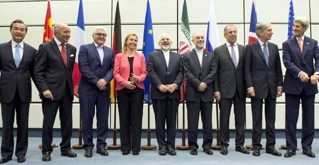 وزراء خارجية الدول العظمى وإيران خلال الإعلان عن التوصل لاتفاق بشأن البرنامج النووي الإيراني